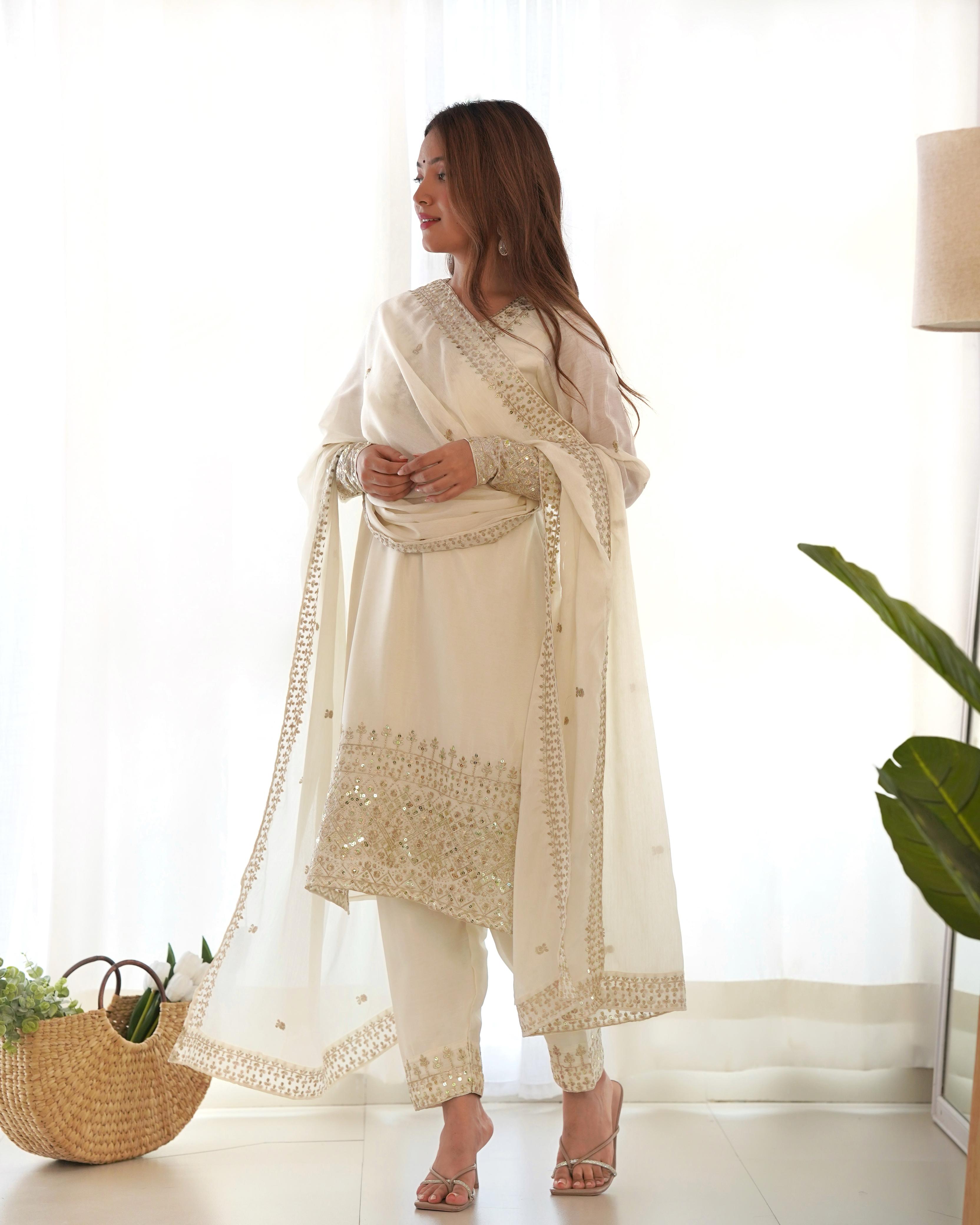 White Pure Chinon Silk Kurta Suit Set With Dupatta & Pant